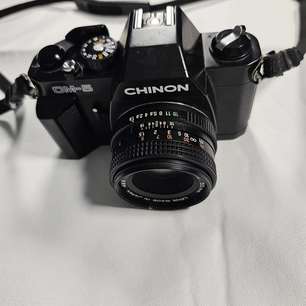 Chinon CM-5 35mm Film Camera + 50mm f/1.9‎ Lens Tested Meter Not Working
